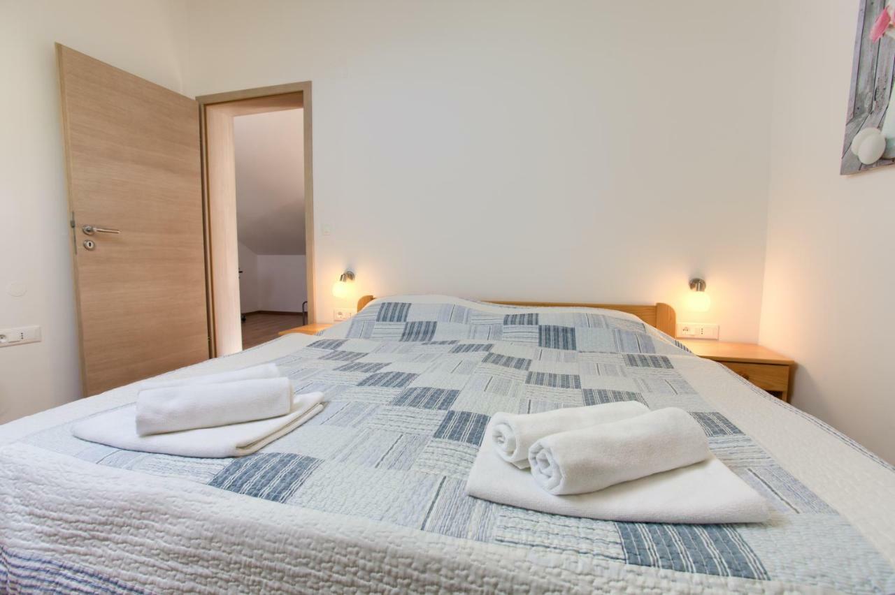 Apartment Val Njivice Dış mekan fotoğraf