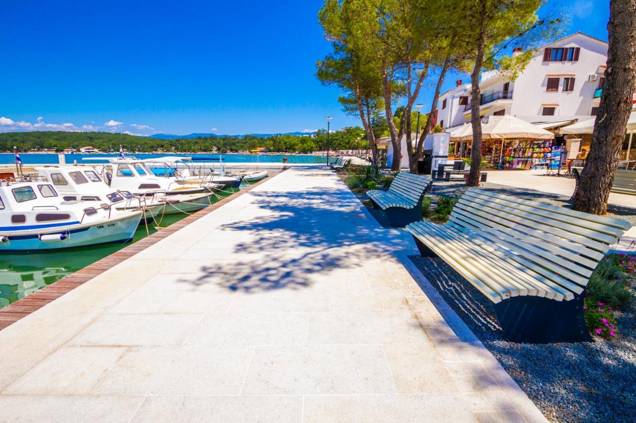 Apartment Val Njivice Dış mekan fotoğraf